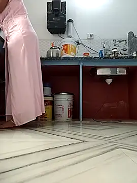 Snapshot of Archna-ji chatting on 10-13-25, 04:34 Archna-ji online show from 10-13-25, 04:34