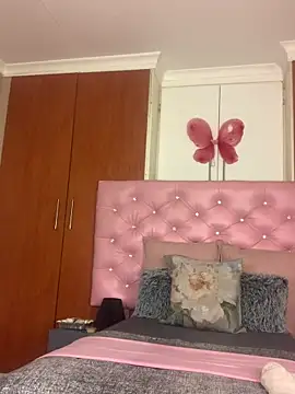 VeryGoodBadGirl1 online show from 11-28-25, 10:12