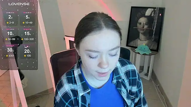 Snapshot of Florence_meow chatting on 04-07-26, 06:36 Florence meow online show from 04-07-26, 06:36