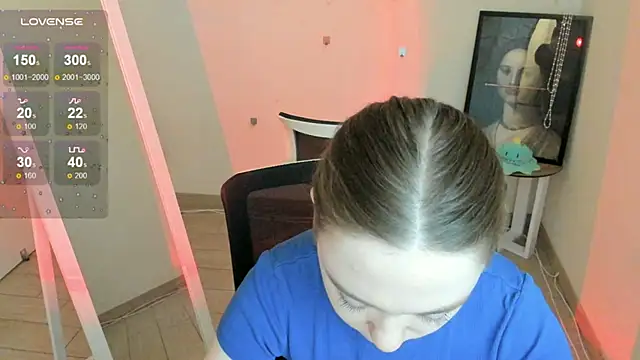 Snapshot of Florence_meow chatting on 04-16-26, 06:47 Florence meow online show from 04-16-26, 06:47