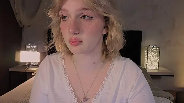 ELLIEJAY online show from 03-19-26, 05:44