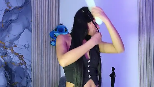 LissaWiild online show from 11-14-25, 08:07