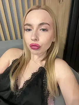Snapshot of Nicole_blonde0 chatting on 02-09-25, 07:41 Nicole blonde0 online show from 02-09-25, 07:41