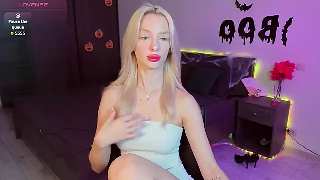 AleksaBlonde online show from 10-23-25, 11:09