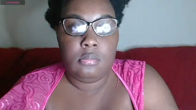 Snapshot of VictoriaLuv22 chatting on 01-17-25, 02:50 VictoriaLuv22 online show from 01-17-25, 02:50