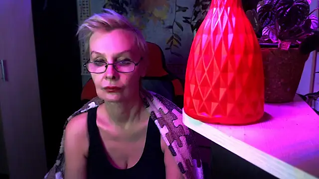 HelgaHimmell online show from 04-04-26, 07:11