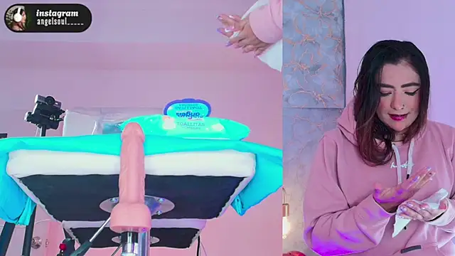 Angelst   online show from 11-22-25, 06:01