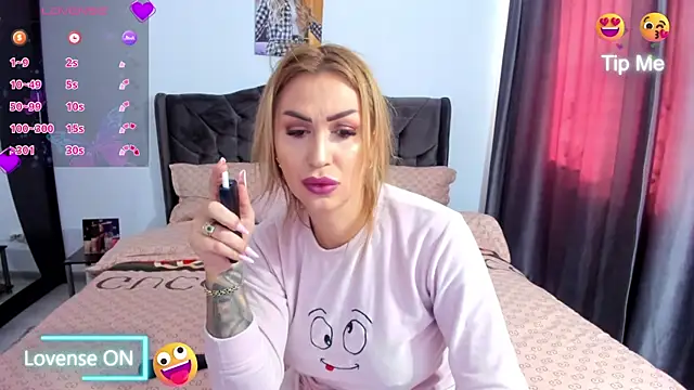 GlossyDiamondX online show from 02-22-26, 08:35