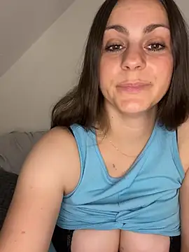 Loella-Rose online show from 07-19-26, 01:53