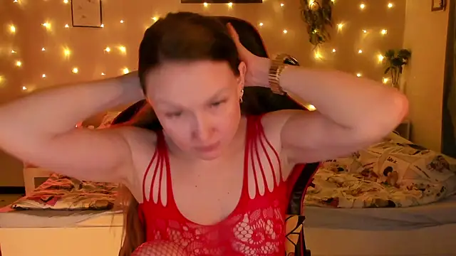 desperatehousewife   online show from 06-29-26, 08:20
