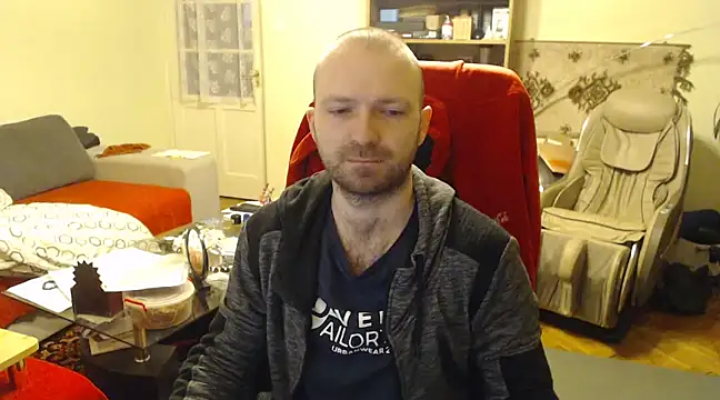 Snapshot of RealManHaveHairy chatting on 02-14-25, 06:12 RealManHaveHairy online show from 02-14-25, 06:12