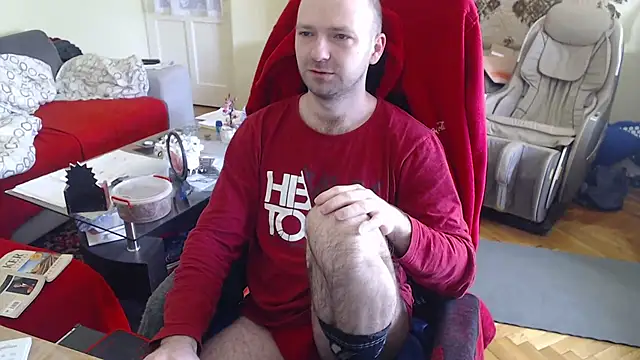 Snapshot of RealManHaveHairy chatting on 02-20-25, 11:31 RealManHaveHairy online show from 02-20-25, 11:31