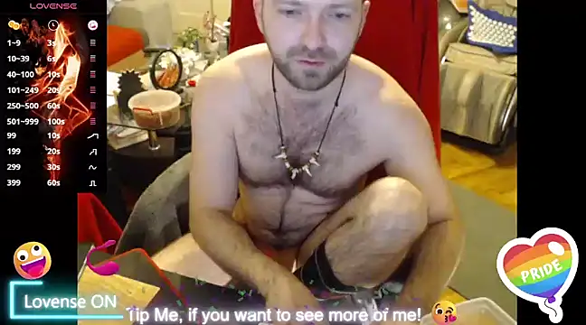 Snapshot of RealManHaveHairy chatting on 03-18-25, 06:48 RealManHaveHairy online show from 03-18-25, 06:48