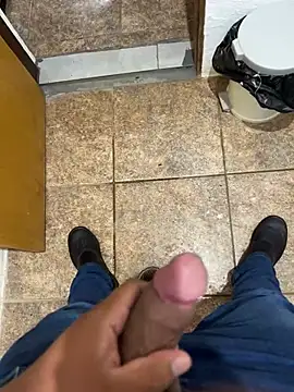 Luizcalado20 online show from 01-20-25, 01:39