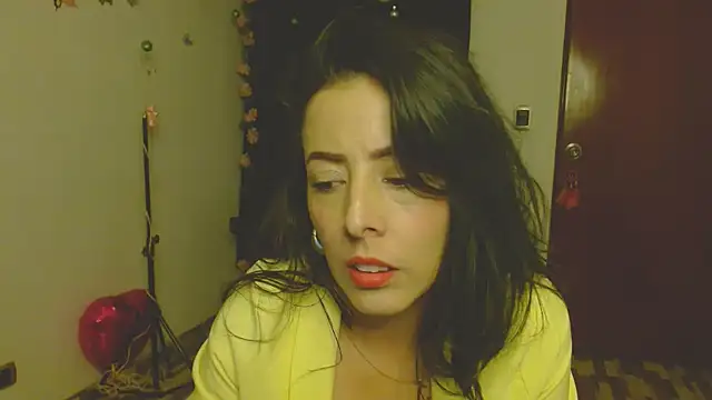 ella peck online show from 12-18-25, 04:51