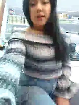 Sophie-hatter online show from 01-17-25, 02:50