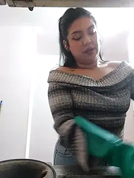 Sophie-hatter online show from 03-21-25, 09:12