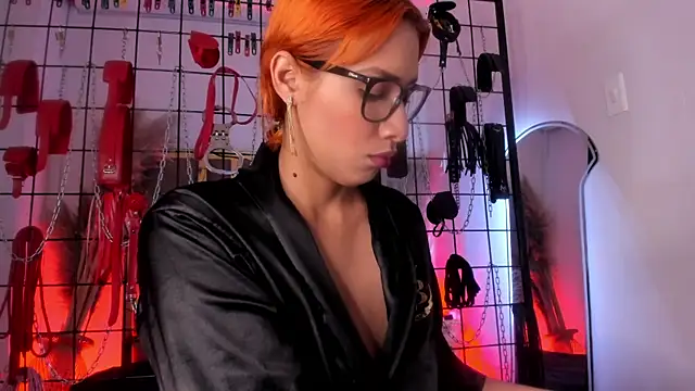 charrlotte quinn online show from 02-07-25, 08:10