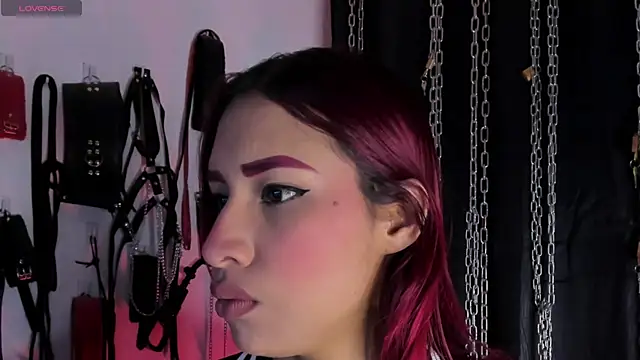 charrlotte quinn online show from 05-26-26, 12:23