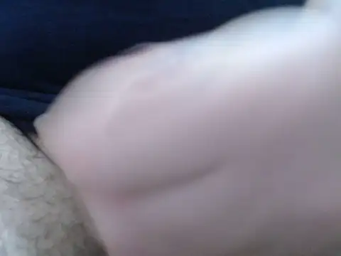 Snapshot of jcarlitos2011 chatting on 11-15-25, 04:21 jcarlitos2011 online show from 11-15-25, 04:21