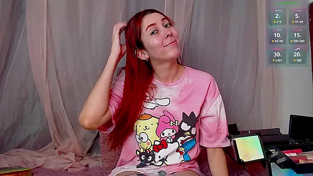 lanaturner  online show from 03-13-25, 12:59