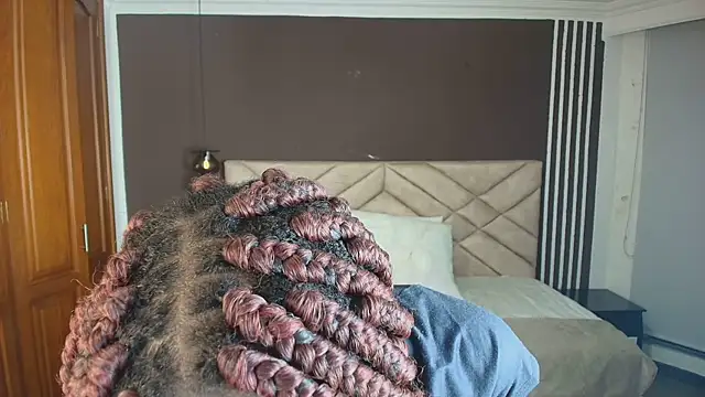 Raquel jones online show from 02-09-25, 11:25