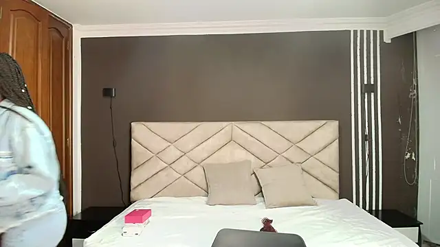 Raquel jones online show from 09-19-25, 12:06