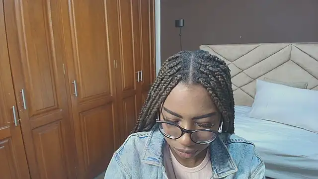 Raquel jones online show from 10-22-25, 12:05