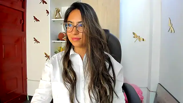 Isabellaa22 1 online show from 10-30-25, 06:19