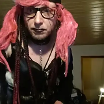 Family666Zombie online show from 04-24-26, 10:23