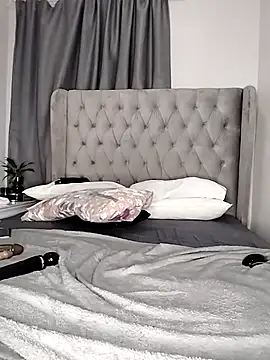 Nattybae09 online show from 09-10-25, 04:12