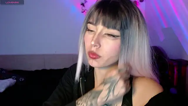 Snapshot of shayla_bbs chatting on 09-10-25, 09:15 shayla bbs online show from 09-10-25, 09:15