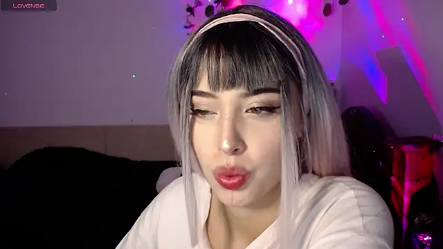 Snapshot of shayla_bbs chatting on 09-19-25, 04:14 shayla bbs online show from 09-19-25, 04:14