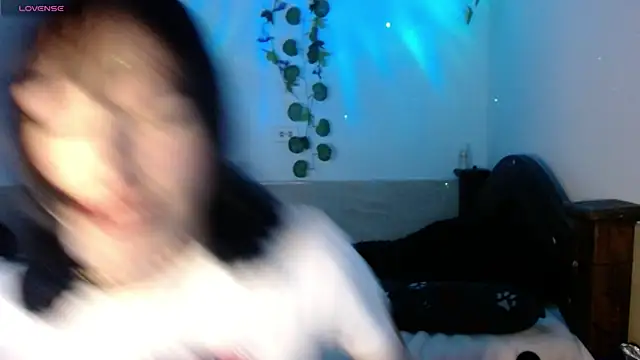 Snapshot of shayla_bbs chatting on 10-03-25, 07:44 shayla bbs online show from 10-03-25, 07:44