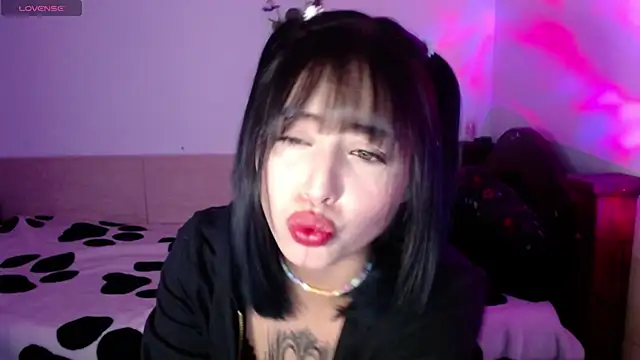 Snapshot of shayla_bbs chatting on 10-06-25, 08:17 shayla bbs online show from 10-06-25, 08:17