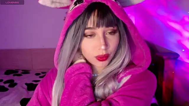 Snapshot of shayla_bbs chatting on 10-12-25, 04:33 shayla bbs online show from 10-12-25, 04:33