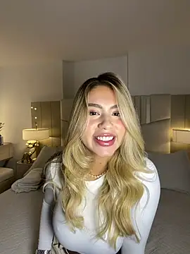  laura 02 online show from 03-15-26, 06:25