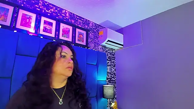 hanny milf online show from 11-08-25, 11:43