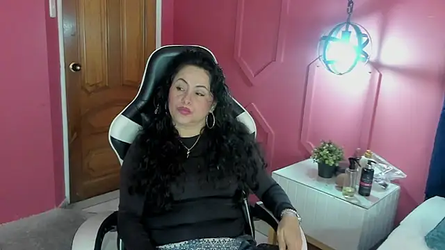 hanny milf online show from 05-31-26, 12:23