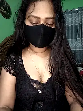 Idhika Paul online show from 04-18-26, 07:07