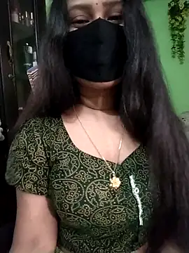 Idhika Paul online show from 04-26-26, 08:01