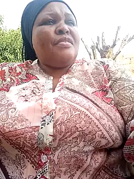 Snapshot of HOTSUGARX5 chatting on 12-14-24, 03:04 HOTSUGARX5 online show from 12-14-24, 03:04