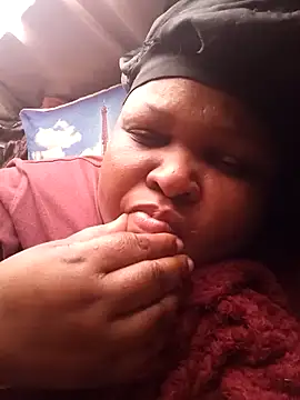 Snapshot of HOTSUGARX5 chatting on 12-19-24, 04:56 HOTSUGARX5 online show from 12-19-24, 04:56