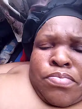 Snapshot of HOTSUGARX5 chatting on 12-20-24, 04:20 HOTSUGARX5 online show from 12-20-24, 04:20