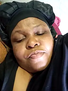 Snapshot of HOTSUGARX5 chatting on 01-08-25, 12:26 HOTSUGARX5 online show from 01-08-25, 12:26