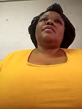 Snapshot of HOTSUGARX5 chatting on 01-17-25, 10:00 HOTSUGARX5 online show from 01-17-25, 10:00