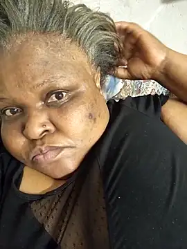 Snapshot of HOTSUGARX5 chatting on 09-23-25, 07:00 HOTSUGARX5 online show from 09-23-25, 07:00