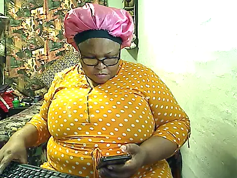 Snapshot of HOTSUGARX5 chatting on 11-11-25, 02:50 HOTSUGARX5 online show from 11-11-25, 02:50