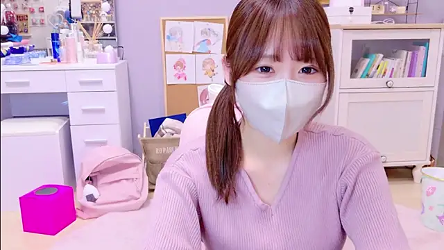 Yui-Ch online show from 01-15-25, 12:36