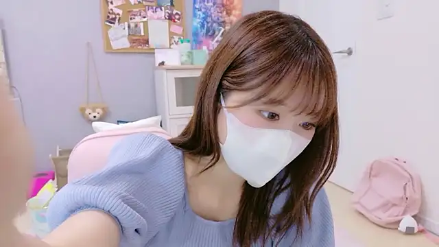 Yui-Ch online show from 09-30-25, 11:59